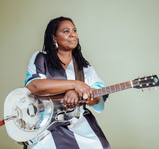 Ruthie Foster