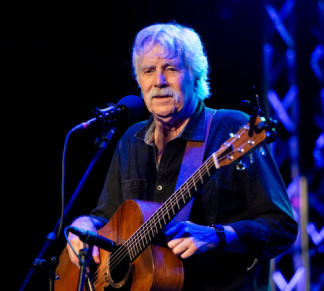 TOM RUSH